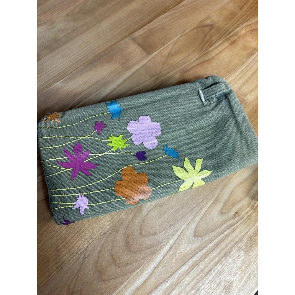 Make‎ Love Not Trash Floral Handpainted Wallet Green Multi Zip Around Boho Hippy